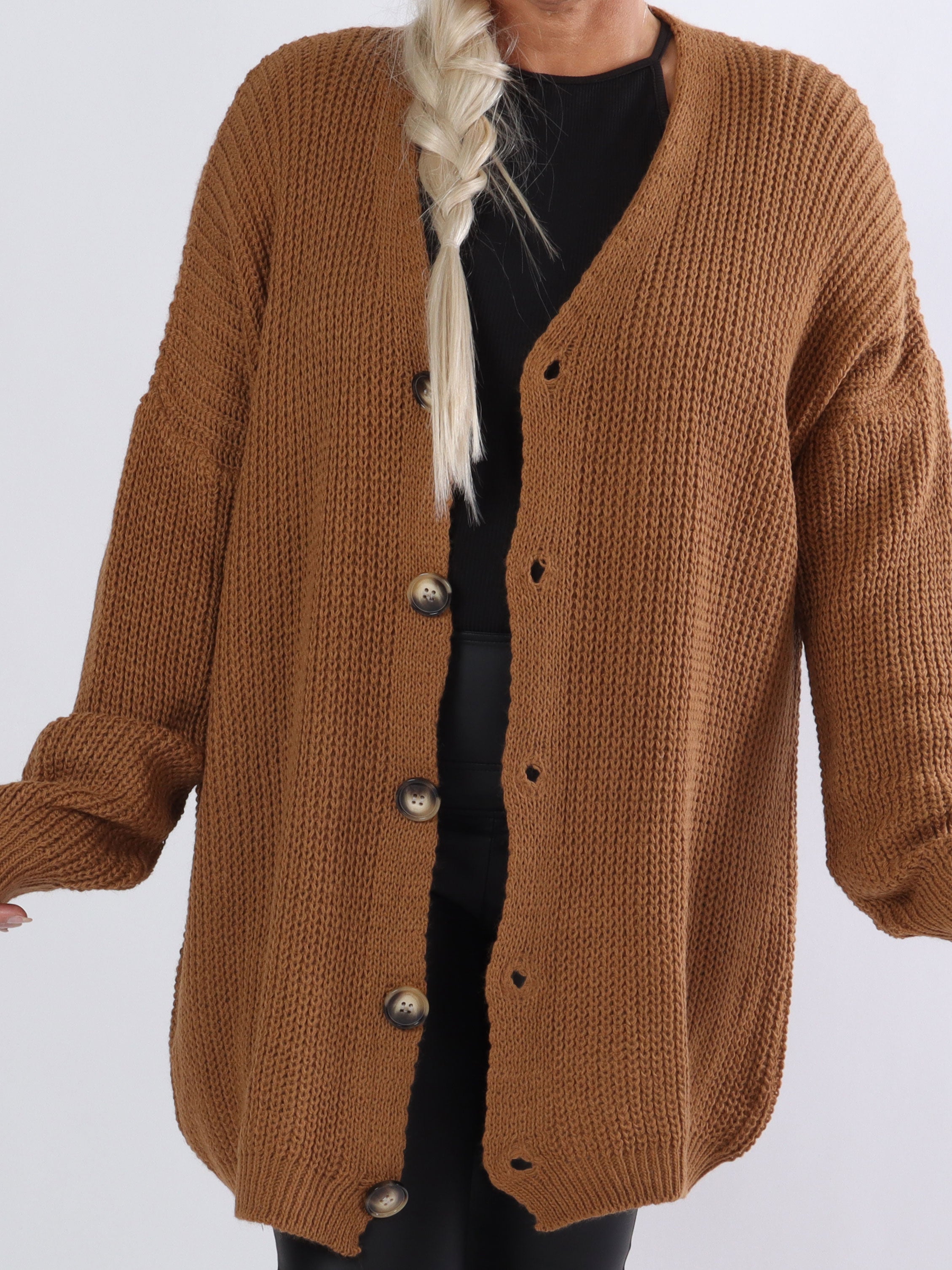 Millymy - Plus size cardigan i strik med store knapper